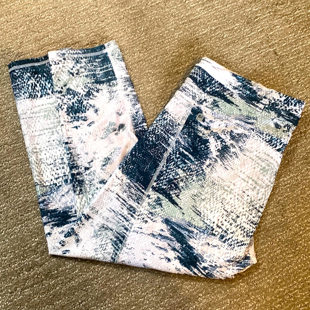 Fabletics Legging 22” Inseam